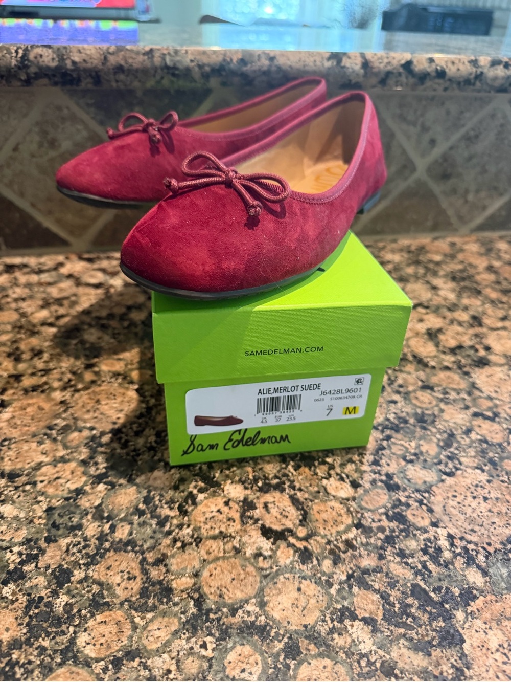 Sam Edelman Alie Ballet Flat in Merlot Suede size 7M
